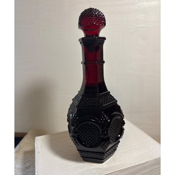 Avon Cape Cod Wine Decanter Bubble Bath Bottle With Box NOS - Picture 2 of 10